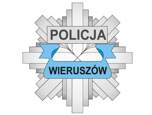 widzimy odznakę policyjną z napisem Policja Wieruszów.