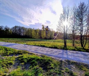 widzimy odlatujący helikopter.